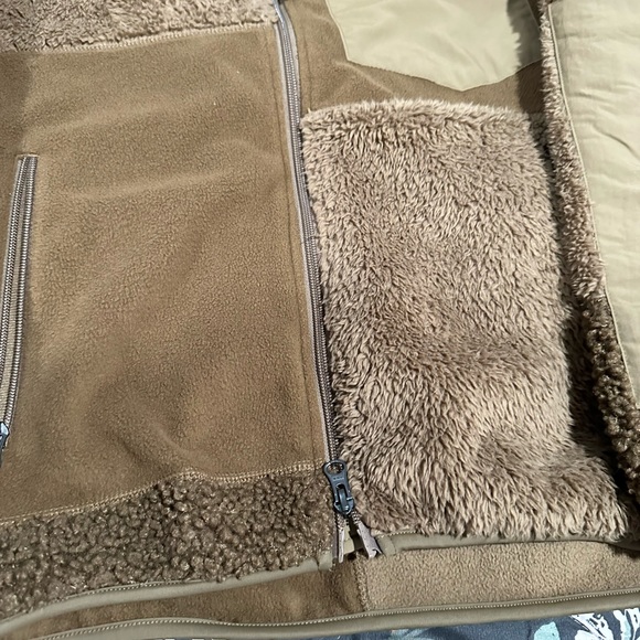 Uniqlo engineered garments zip up fleece - Picture 3 of 4